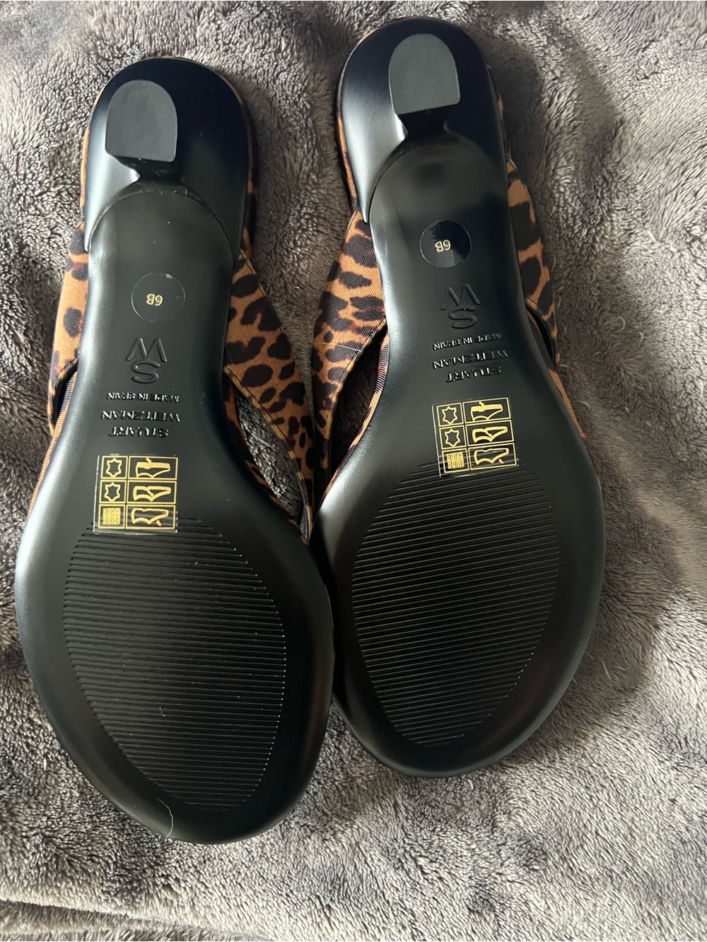Stuart Weitzman Rio Leopard Print Kitten Heel Flip Flops - Brown - Picture 6 of 8